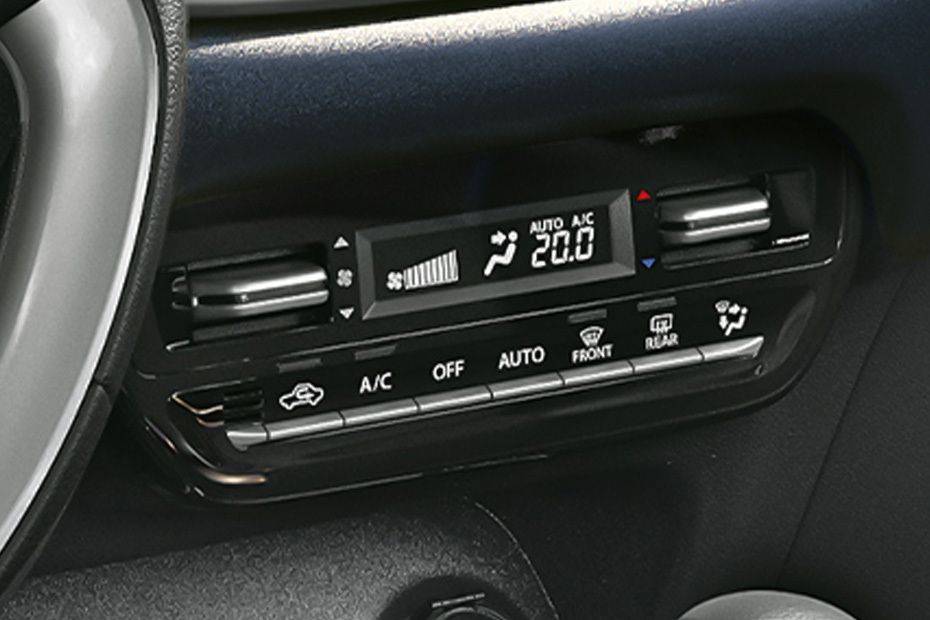 Front AC Controls of Suzuki Baleno Front AC Controls of Suzuki Baleno