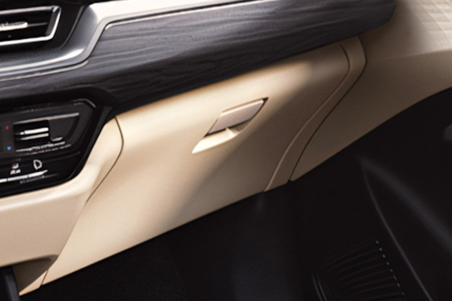 Suzuki Dzire Glove Box Suzuki Dzire Glove Box