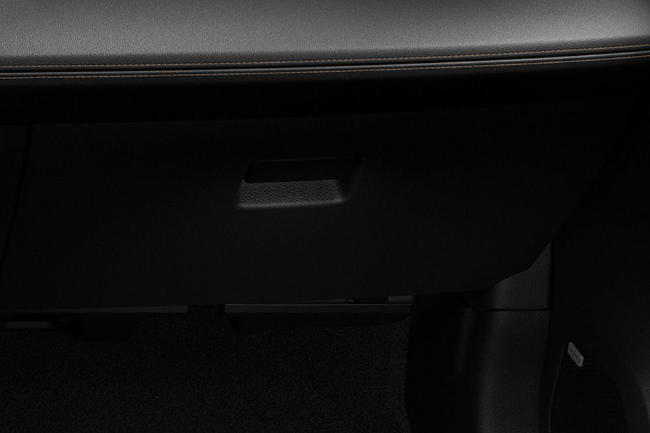 سوزوكي أكروس Glove Box