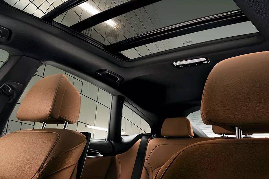 6 Series Gran Turismo Rear Seat Head rest 6 Series Gran Turismo Rear Seat Head rest