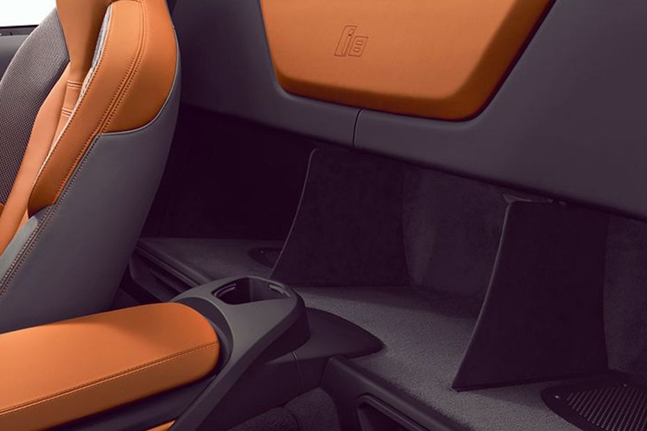 Center Controls of BMW i8 Roadster