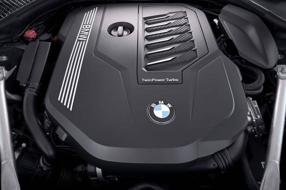 الفئة 8 جران كوبيه Engine الفئة 8 جران كوبيه Engine
