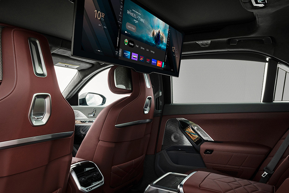 Rear Seat Entertainment of BMW 7 Series Rear Seat Entertainment of BMW 7 Series