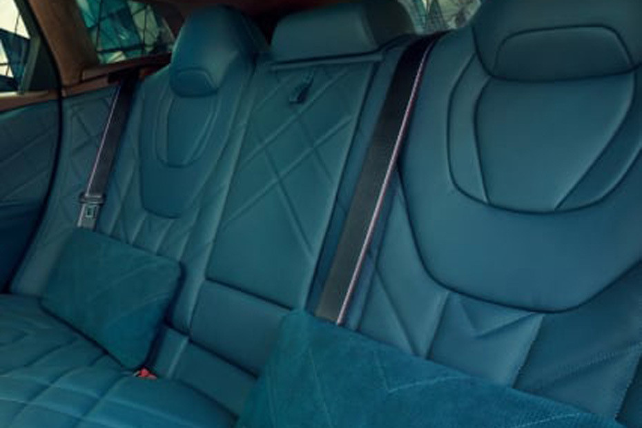 BMW XM Rear Seats BMW XM Rear Seats