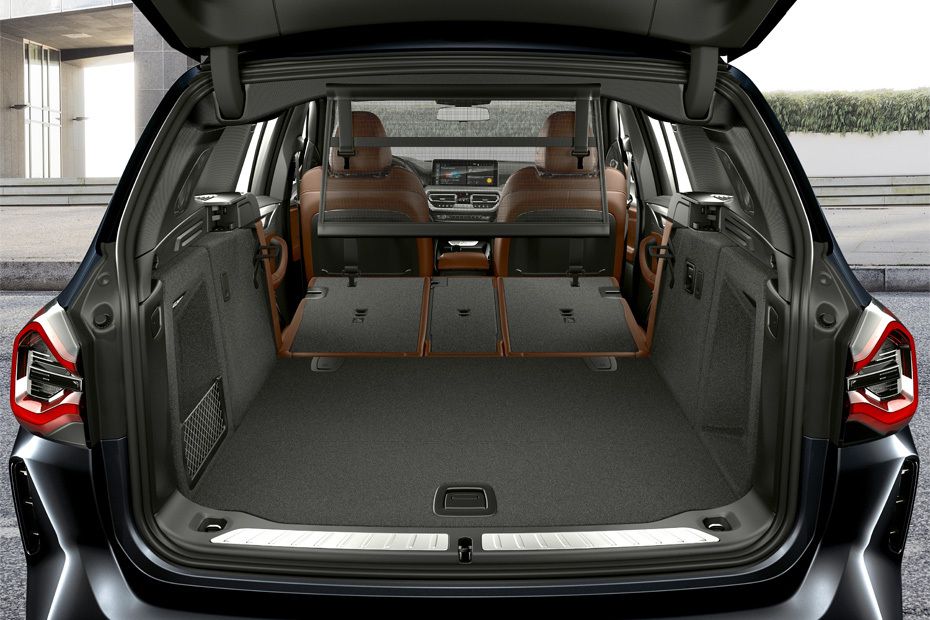 Folding Seats of BMW IX3 Folding Seats of BMW IX3