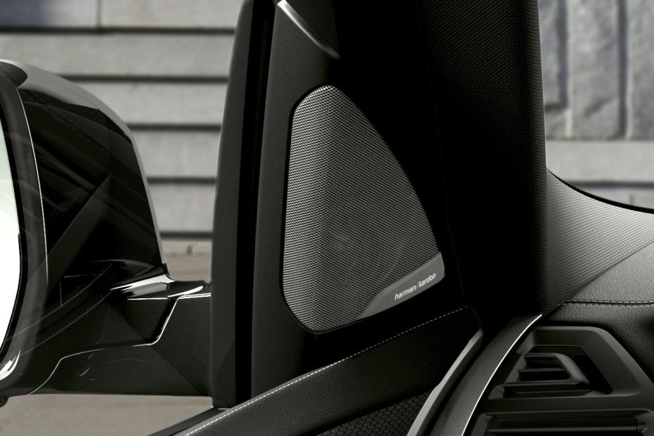 Speakers View of BMW IX3 Speakers View of BMW IX3