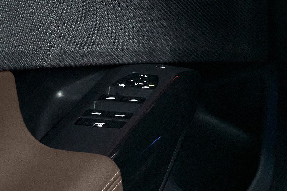 بي إم دبليو X3 Drivers Side In Side Door Controls بي إم دبليو X3 Drivers Side In Side Door Controls