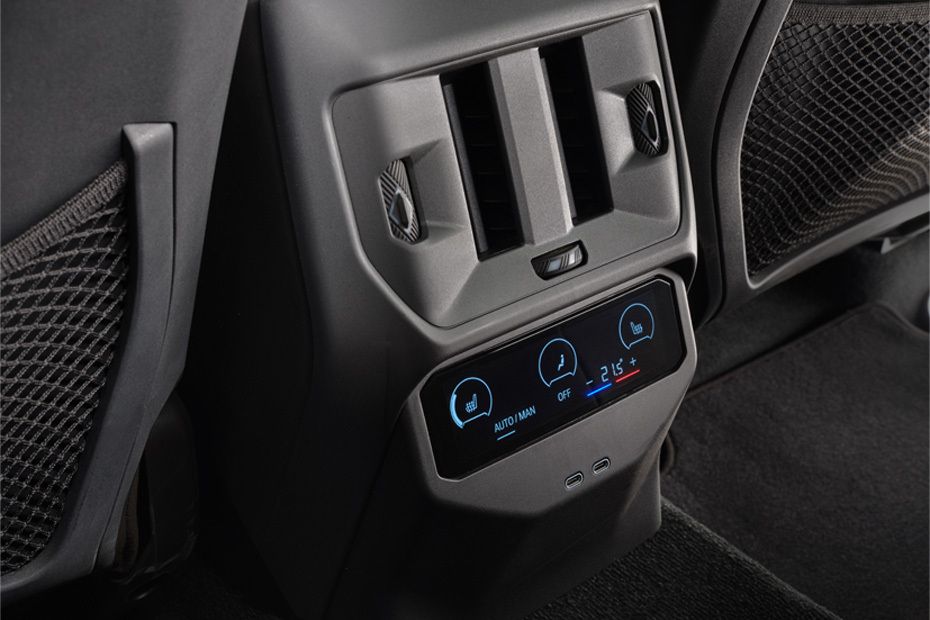 X3 Rear AC Controls X3 Rear AC Controls