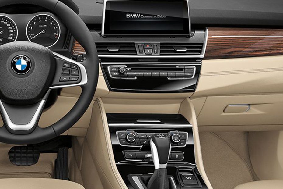 2 Series Active Tourer Center Console 2 Series Active Tourer Center Console