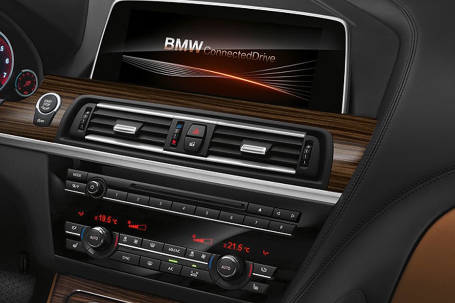 Side AC Controls of BMW 6 Series Convertible