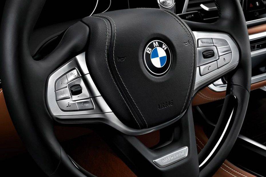 BMW 7 Series Sedan Multi Function Steering BMW 7 Series Sedan Multi Function Steering