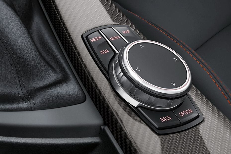 Center Controls of BMW M4 Coupe Center Controls of BMW M4 Coupe