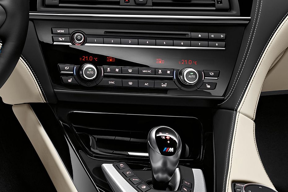 Front AC Controls of BMW M6 Gran Coupe Front AC Controls of BMW M6 Gran Coupe
