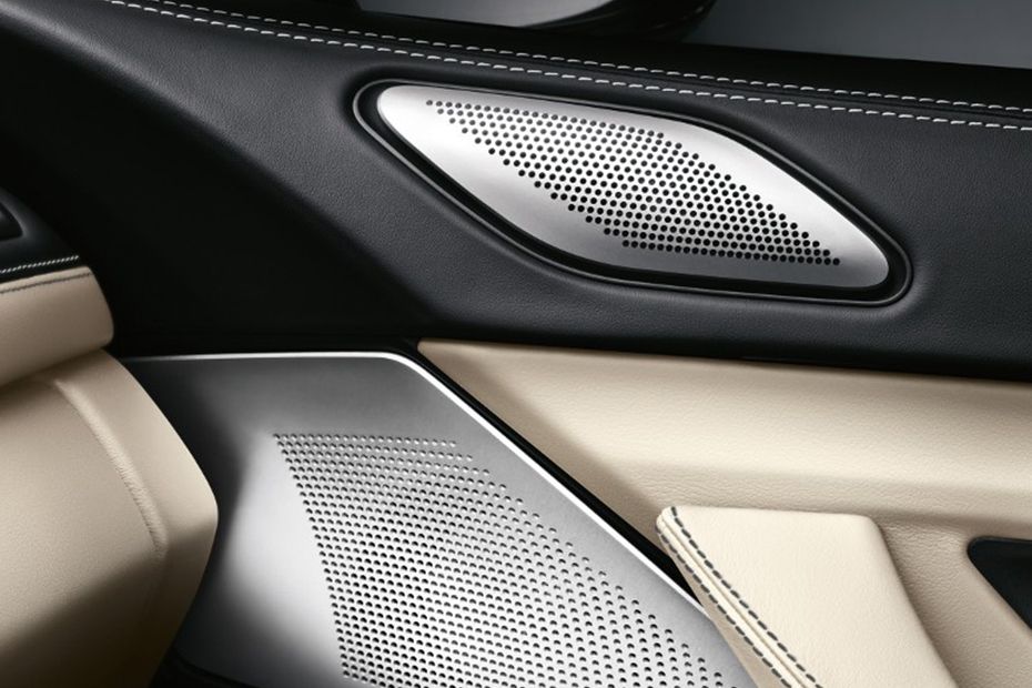 Speakers View of BMW M6 Gran Coupe Speakers View of BMW M6 Gran Coupe