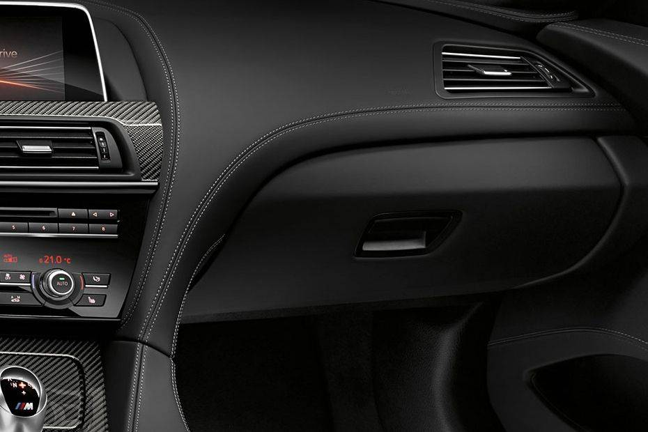 بي إم دبليو M6 Coupe Glove Box بي إم دبليو M6 Coupe Glove Box