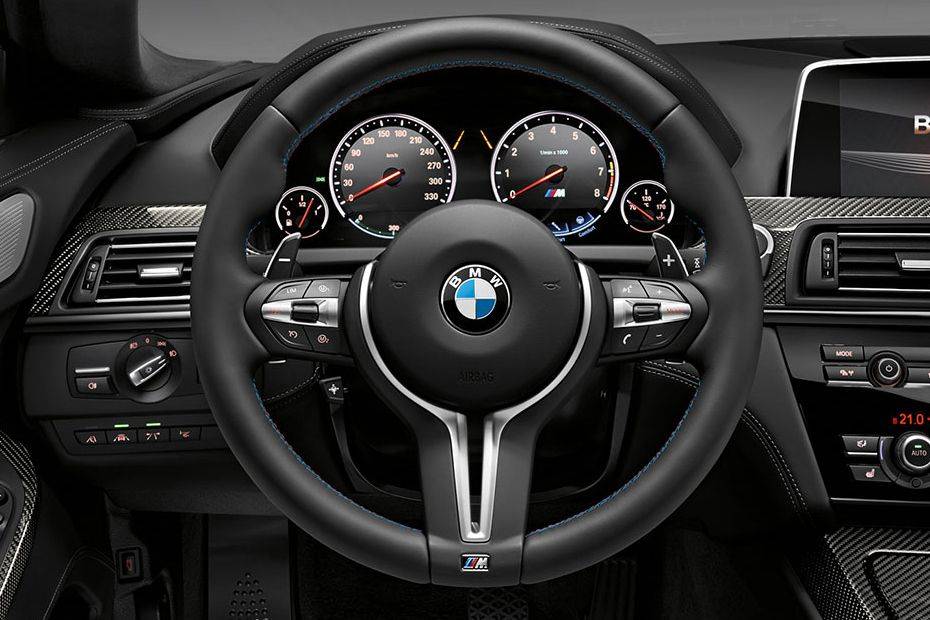 بي إم دبليو M6 Coupe Steering Wheel بي إم دبليو M6 Coupe Steering Wheel