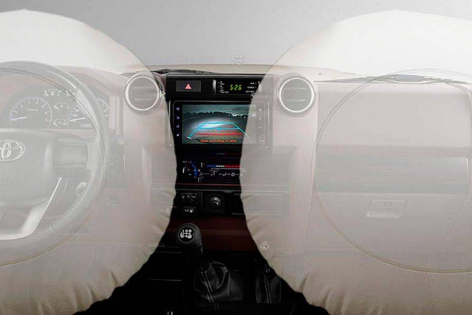 تويوتا لاند كروزر 70 هارد توب AirBags View تويوتا لاند كروزر 70 هارد توب AirBags View