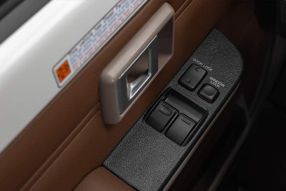 Toyota Land Cruiser 70 Hard Top Drivers Side In Side Door Controls