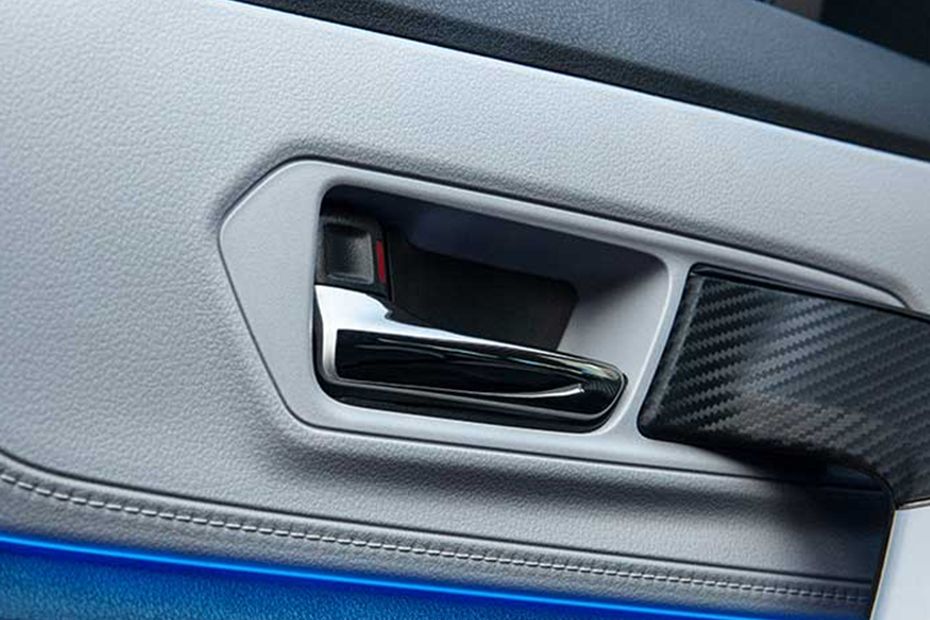 door handle interior of Toyota Veloz door handle interior of Toyota Veloz