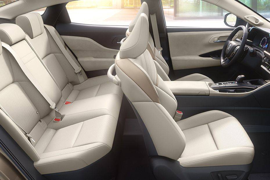 Toyota Crown Front And Rear Seats Together Toyota Crown Front And Rear Seats Together