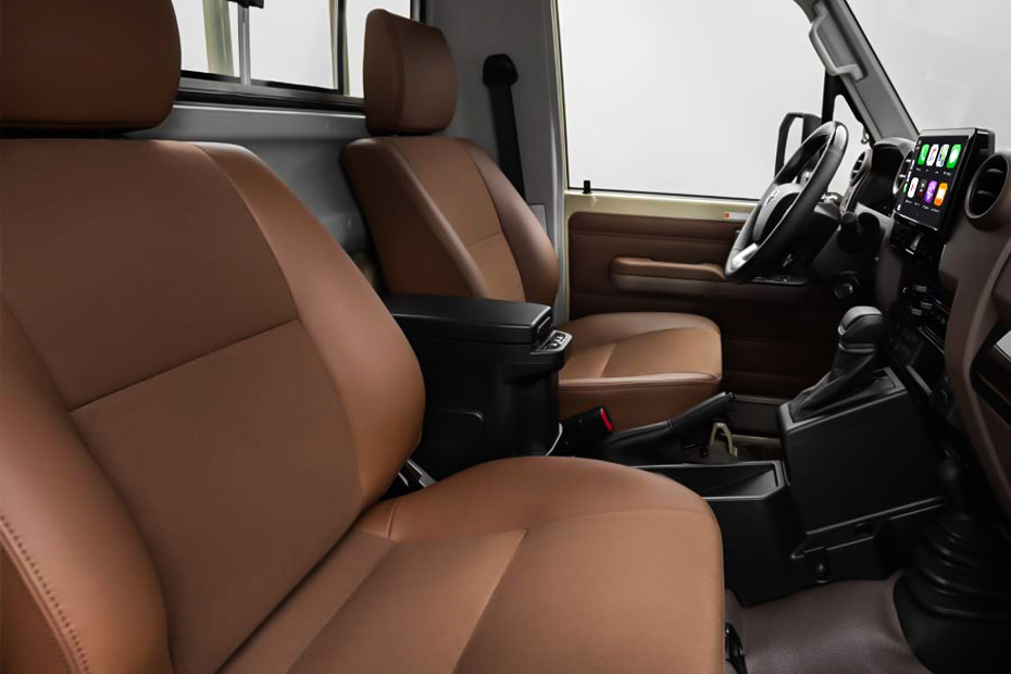 لاند كروزر بيك أب Front Seats لاند كروزر بيك أب Front Seats