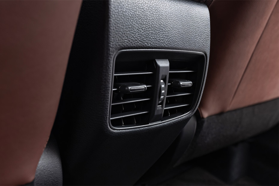 كورولا كروس Rear AC Controls كورولا كروس Rear AC Controls