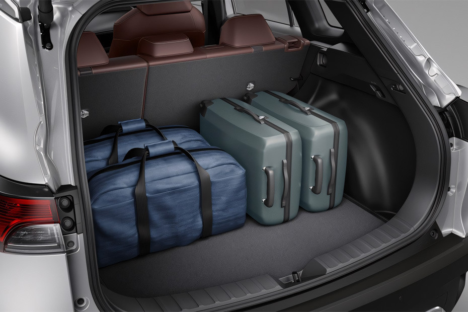 Storage Closer View of تويوتا كورولا كروس Storage Closer View of تويوتا كورولا كروس