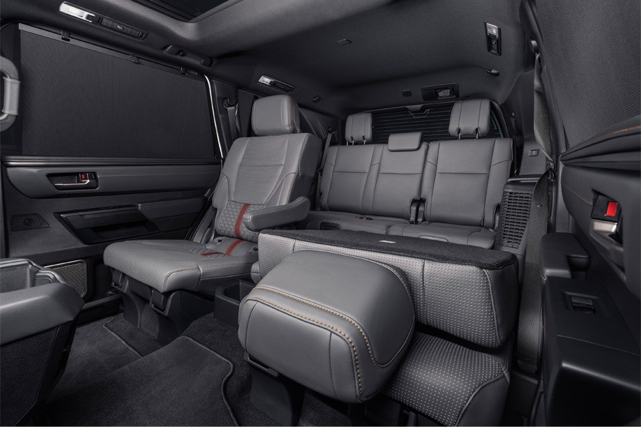 Folding Seats of تويوتا سيكويا Folding Seats of تويوتا سيكويا