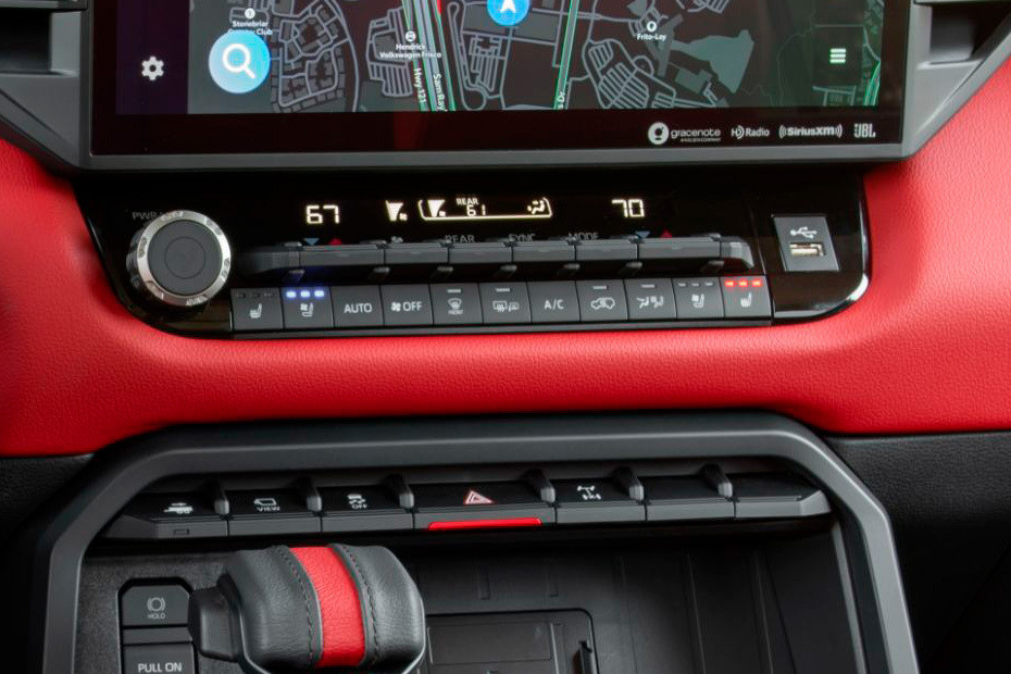 Front AC Controls of تويوتا سيكويا Front AC Controls of تويوتا سيكويا