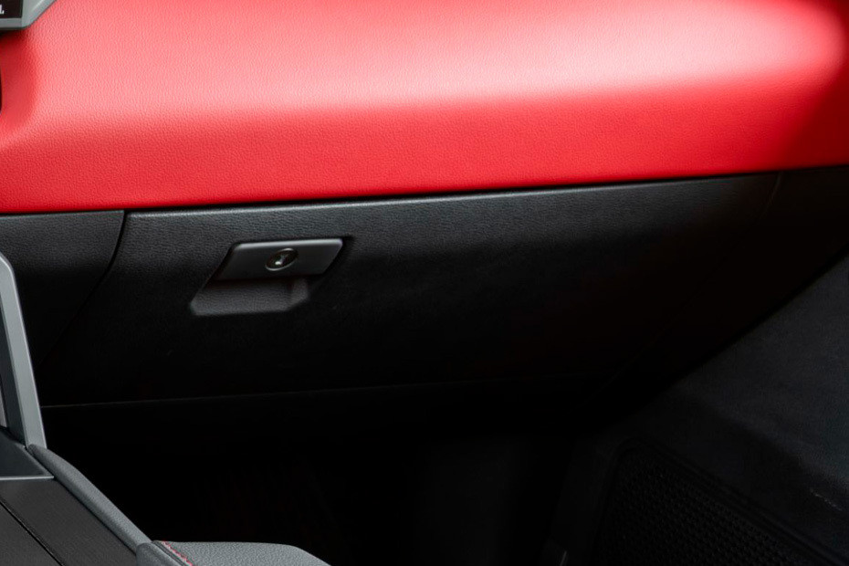 تويوتا سيكويا Glove Box تويوتا سيكويا Glove Box
