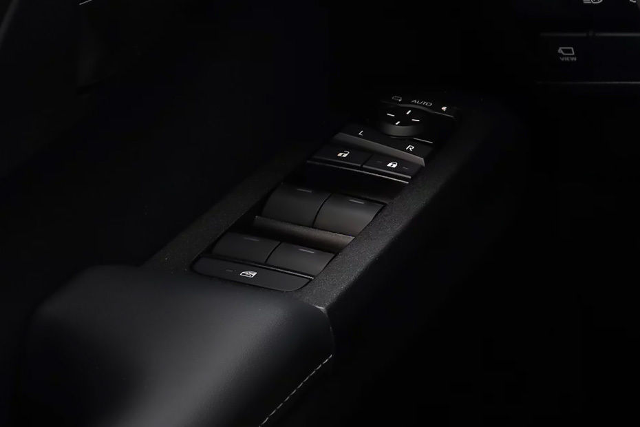 تويوتا هايلوكس بي إي في Drivers Side In Side Door Controls
