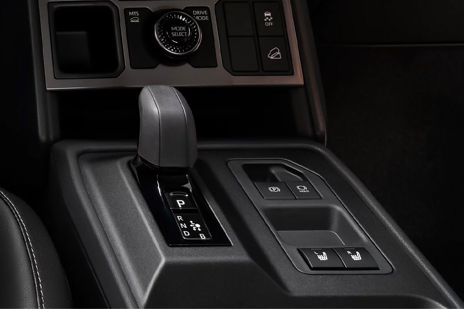 تويوتا هايلوكس بي إي في Gear Shifter