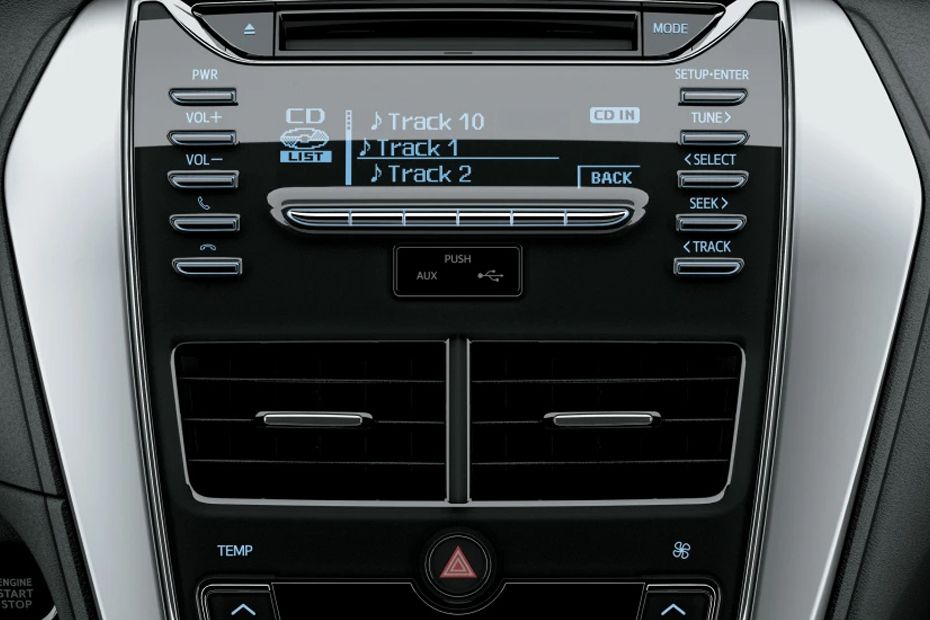 Side AC Controls of Toyota Yaris Hatchback Side AC Controls of Toyota Yaris Hatchback