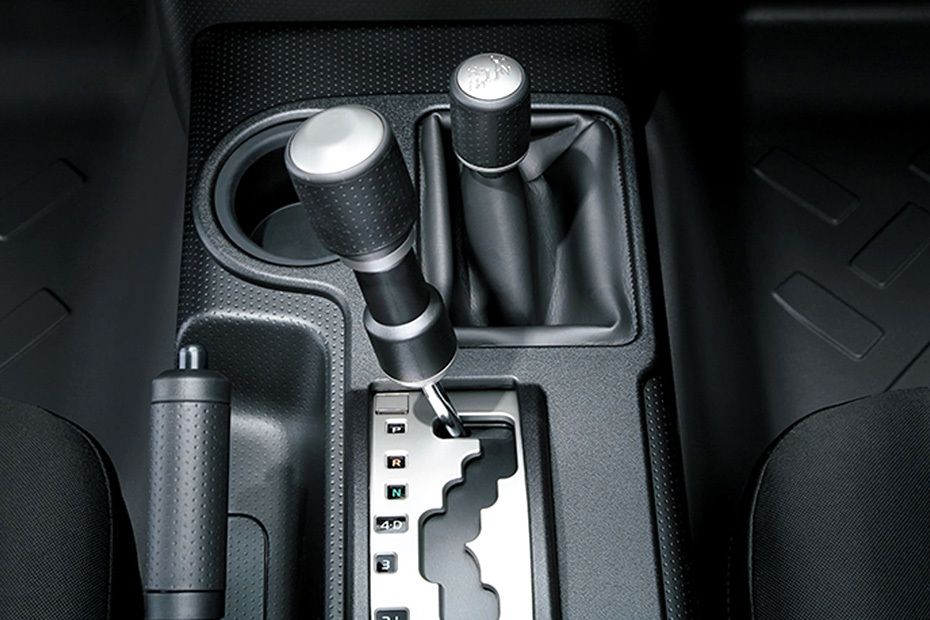 Toyota FJ Cruiser (2022-2023) Gear Shifter Toyota FJ Cruiser (2022-2023) Gear Shifter