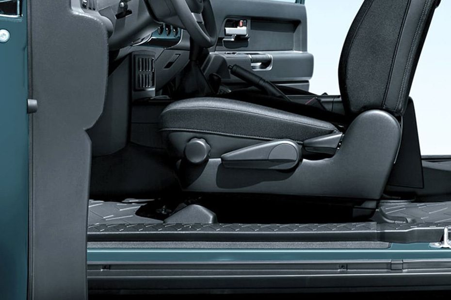 Toyota FJ Cruiser (2022-2023) Seat Adjustment Controllers Toyota FJ Cruiser (2022-2023) Seat Adjustment Controllers