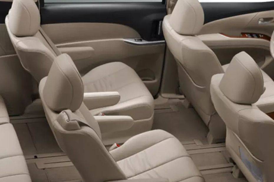 تويوتا Previa Rear Seats تويوتا Previa Rear Seats