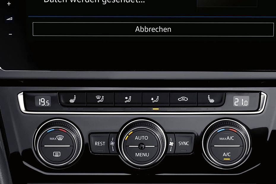 Front AC Controls of فولكس فاجن Arteon Front AC Controls of فولكس فاجن Arteon