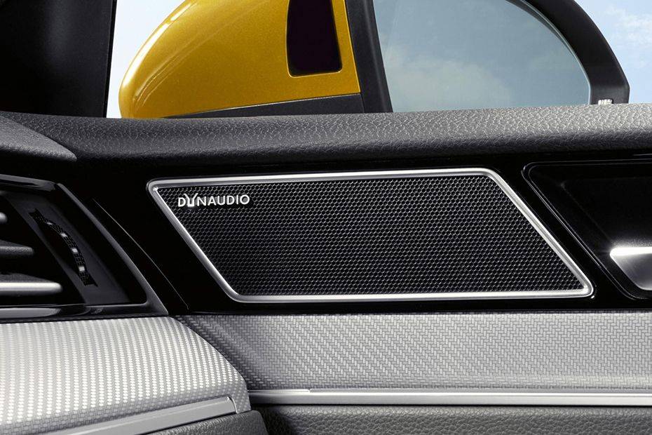 Speakers View of فولكس فاجن Arteon Speakers View of فولكس فاجن Arteon