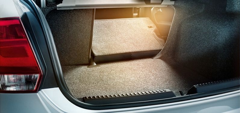 Polo Sedan Trunk Open Polo Sedan Trunk Open