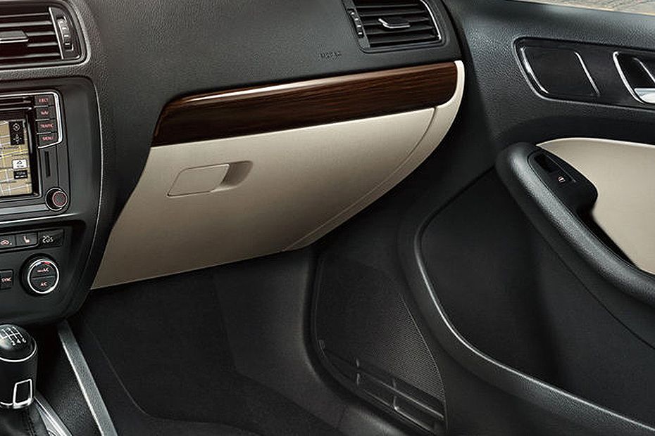 Volkswagen Jetta (2019-2023) Glove Box Volkswagen Jetta (2019-2023) Glove Box