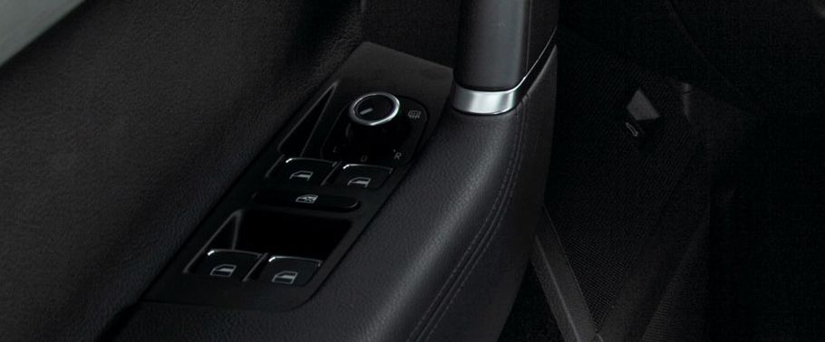 Volkswagen Passat (2012-2021) Drivers Side In Side Door Controls