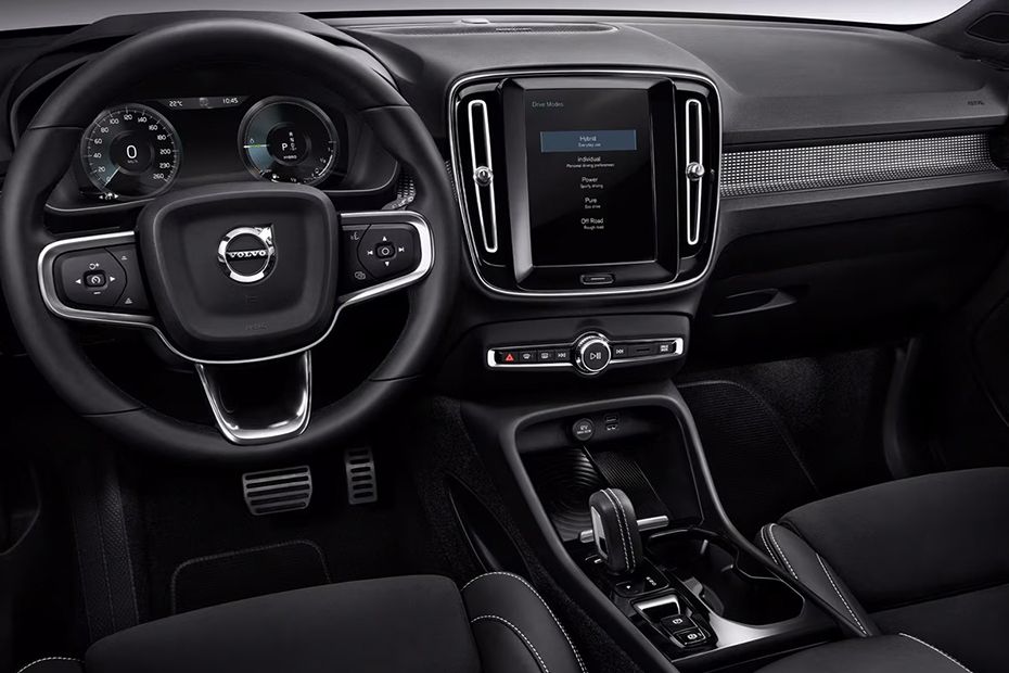 Dashboard View of XC40 Dashboard View of XC40