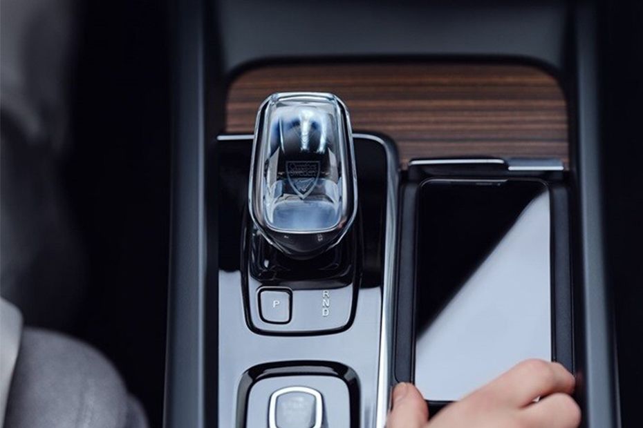 فولفو إكس سي 60 ريتشارج Gear Shifter فولفو إكس سي 60 ريتشارج Gear Shifter