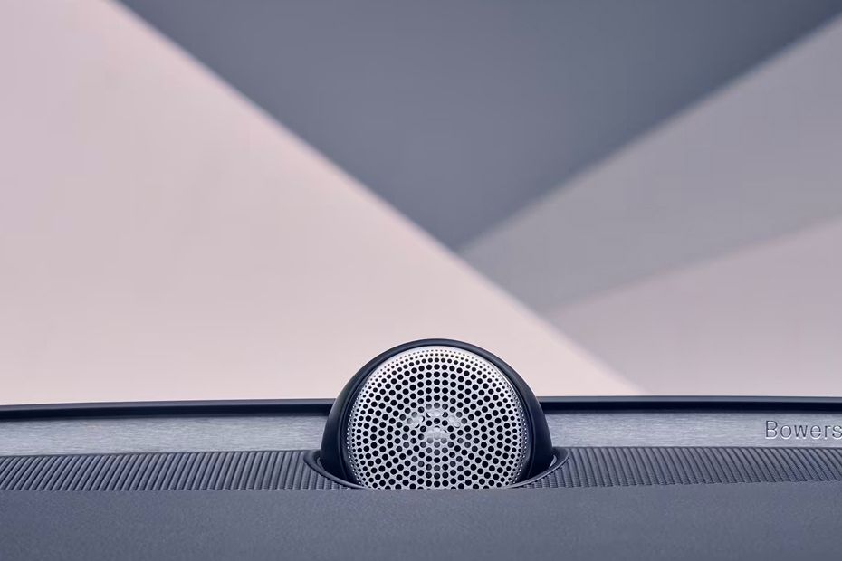 Speakers View of فولفو إس 90 ريتشارج Speakers View of فولفو إس 90 ريتشارج