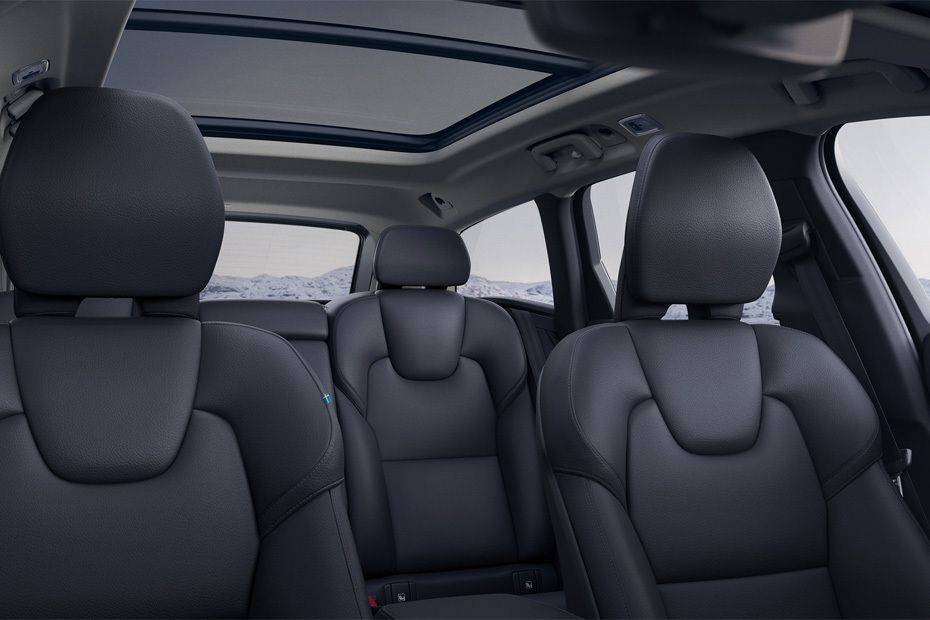 فولفو في 90 كروس كانتري Passengers View فولفو في 90 كروس كانتري Passengers View