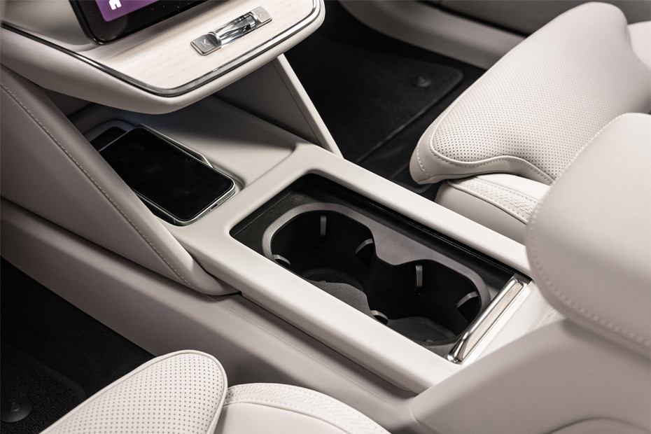 ES90 Cup Holders ES90 Cup Holders