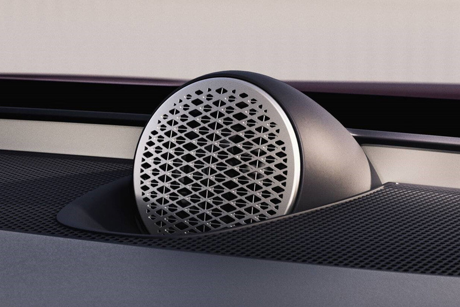Speakers View of Volvo S90 Speakers View of Volvo S90