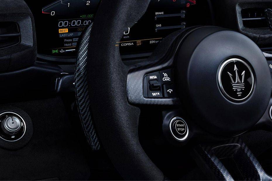 مازيراتي MC20 Engine Start Stop Button مازيراتي MC20 Engine Start Stop Button