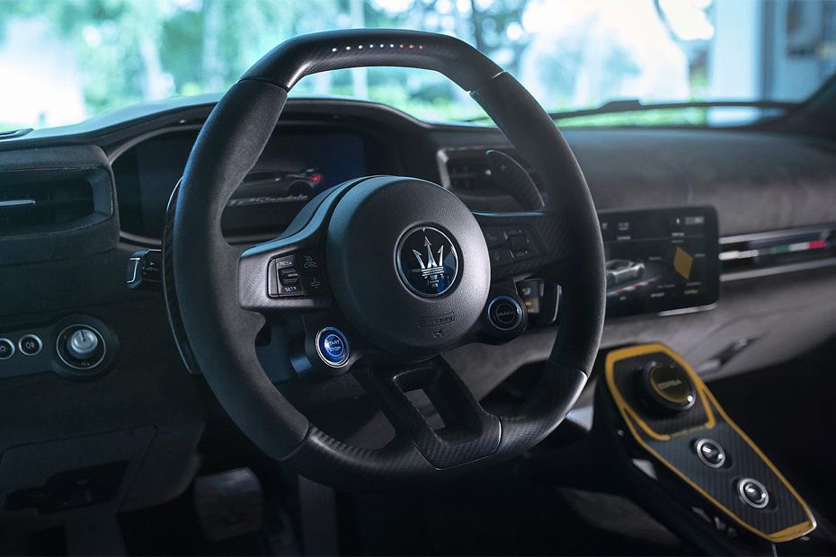 مازيراتي جي تي 2 سترادالي Steering Wheel مازيراتي جي تي 2 سترادالي Steering Wheel