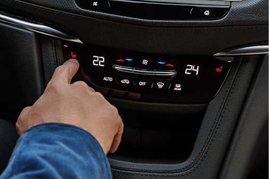 Front AC Controls of Cadillac XT5 Front AC Controls of Cadillac XT5